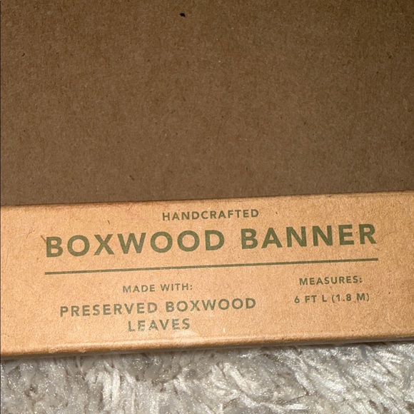 Smith & Hawken Festive Boxwood Greenery 'JOY' Holiday Garland - Picture 5 of 15